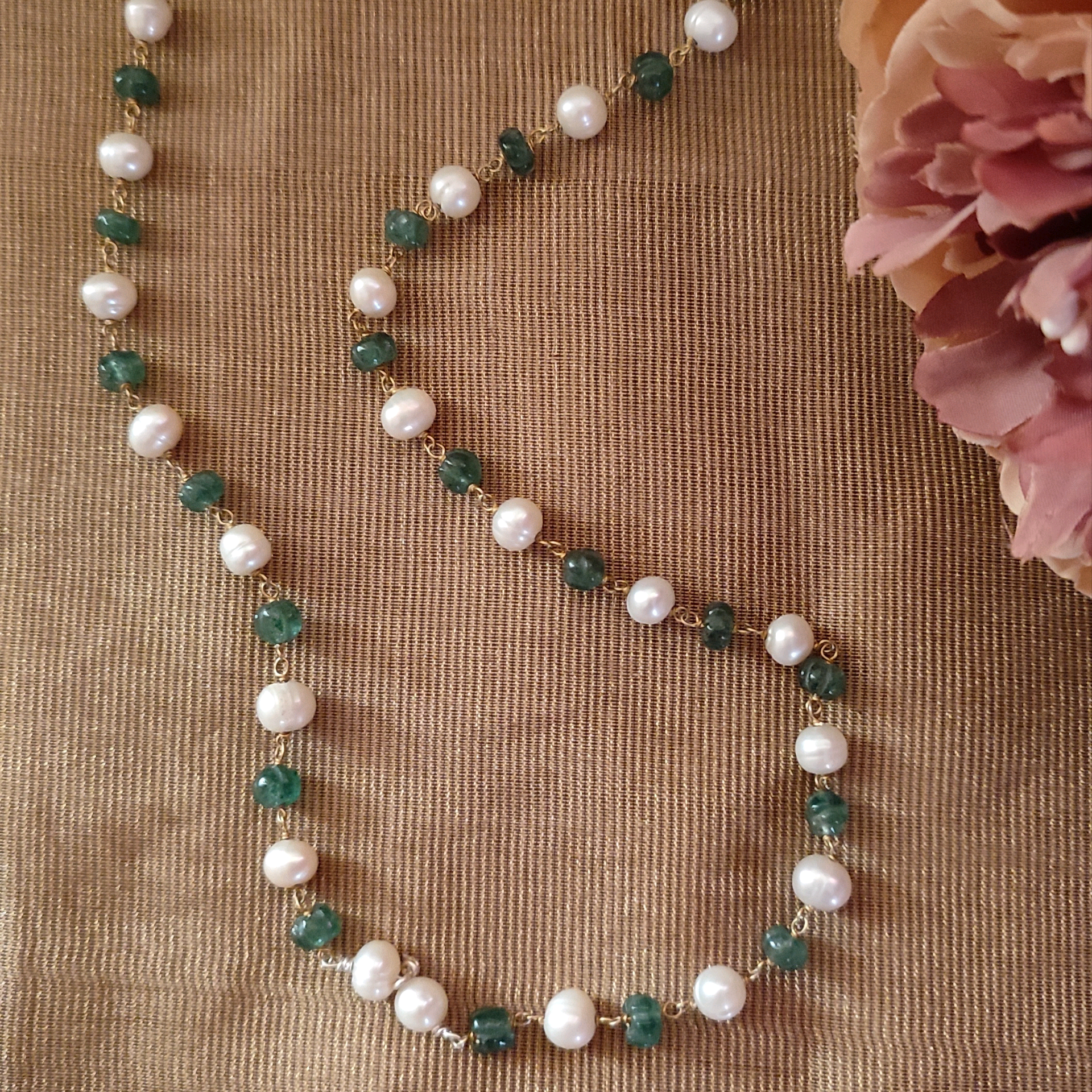 Emerald And Pearl Chain 